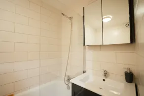 Cozy 1 Bedroom Apartment in Hackney - Image 4