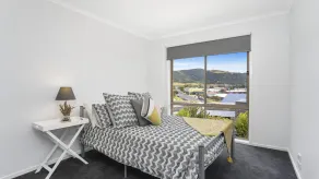 Schram - Views Over Apollo Bay, Ocean, Beach & Otways - Image 4