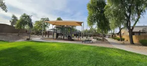 Relaxing 4 bdrm home w/ heated pool, great location for everything Phoenix! - Image 3