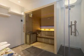 Villa mit Sauna, Terrasse und Grill | Poolblick - Image 5