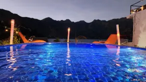 VENICE by luxury Atitlan - Image 4