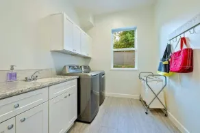 Oceanside Oasis: Fire Mountain Retreat - Image 4