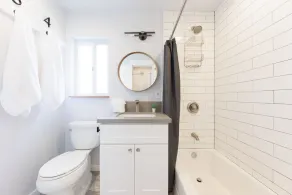 Pet Friendly Beach Bungalow, Close to Beach - Image 5