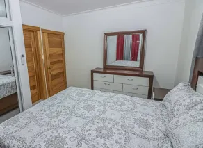 2-bedroom townhouse with pool, walking distance to everything in Santiago - Image 5