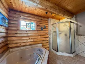 Perley Pond Lodge Limit 14 4 Bedroom Villa - Image 4