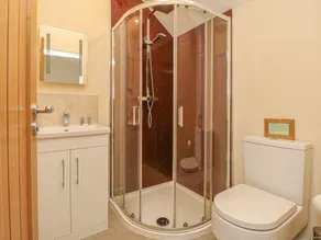 Pear Tree Cottage - Image 4