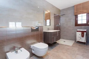 Sovepladser 14/16 i Ibiza Town | Privat pool | WiFi | - Image 3