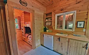 WOW !!!  Creek og store lager dam Waterfront Cabin i National Forest - Image 4