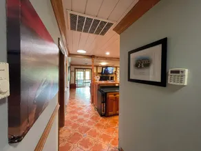 Waterfront Escape with Indoor Cedar Pool & Hot Tub-Chesapeake Bay Retreat - Image 2