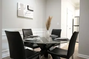 Luxury Modern Apartment In Atlanta wFree Parking - Image 2