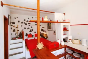 Studio décoré avec goût avec terrasse et vue panoramique - Image 4