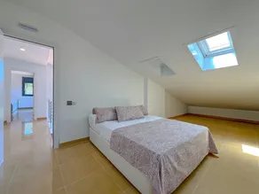 BEAUTIFUL VILLA FOR 14 PEOPLE, WIFI, SALT WATER POOL, BBQ, AIR CONDITIONING - Image 4