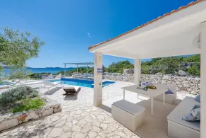 Villa Auras with Heated Pool - Image 5