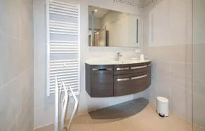 Stunning Home In Montbrison-Sur-Lez - Image 2