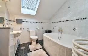 Pet friendly home in Turnisce - Image 3