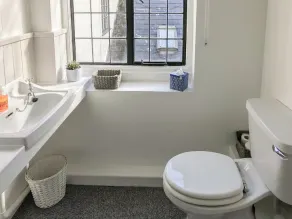 2 bedroom accommodation in Bickleigh, near Tiverton - Image 5