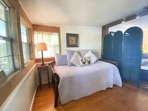 Cottage Bord de l'Eau - Maison d'Hôtes Privative avec Bain à Remous - Image 4