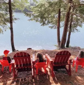 The Guest Lodge at Santa Claus Lake - Image 3