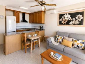 Appartamento con vista sul mare, aria condizionata, Wi-Fi e 150m spiaggia - Image 4
