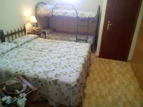 BELLA VILLA, 5 camere con piscina privata e recintata a 200 metri dalla spiaggia - Image 4