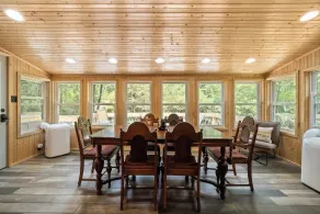 Sitting Bear Cottage in Gingercake Acres on the east side of Linville Gorge - Image 4