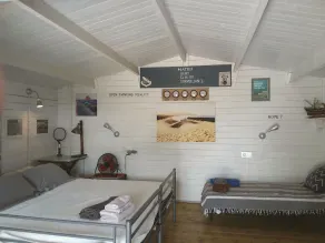 Self-catering, ocean views, walk to beaches. BBQs, secure parking, set in nature - Image 3
