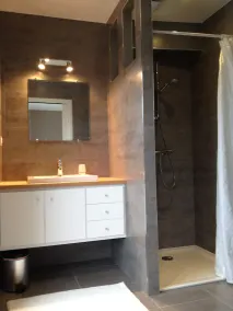 4 **** ALLE KOMFORT- MODERNE - Strande og butikker til fods - Trebeurden - Image 2