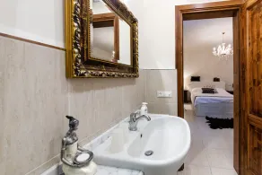 Apartamento Teatro - Vacaciones en vivo aquí - Image 4