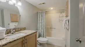 Modern 2BR Retreat in Tristan Towers - 6C - Image 4