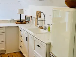 New England Farmhouse Loft - Image 3