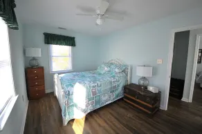 Walking distance to shopping, restaurants, entertainment, and the Chesapeake Bay - Image 5