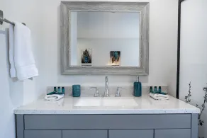 Newly remodeled condo at Marina Cay! - Image 2