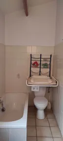 Rolig villa med pool - Image 2
