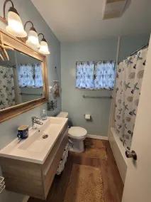 Tolle Lage! Privates 2 Schlafzimmer - 1 Badezimmer Poolhaus. Nur wenige Minuten zum Siesta Key. - Image 3