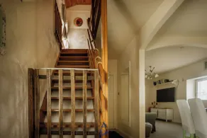 Charming 2-Bedroom Villa for 4 with Pool - Image 2
