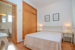 Villa mit Pool im ibizenkischen Stil. Fragen Sie nach Angeboten für einen längeren Aufenthalt - Image 4
