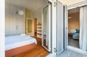 Upscale Modern Escape in the Historic Center - Image 4