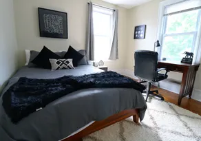 ★ Downtown Princeton Elegance ★ - Image 5