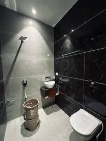 Hotel Cloud 9 - Image 3