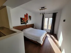 Piso muy amplio y céntrico con vistas a la bahia - Image 3