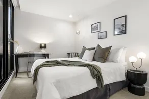 Modern Elegant Oasis - Image 5