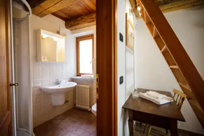 Cosy Holiday Home \"La Pita\" with Mountain View, Balcony, Fireplace and Wi-Fi - Image 2