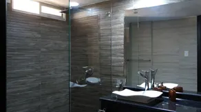Luxury modern apartment near Quicentro - Image 3