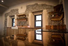 Quaint and Luxurious Cottage overlooking Doolin and the Aran Islands - Image 4