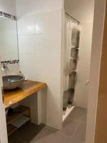 Appartement de charme dans une maison de village corse - Image 3