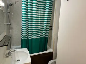 Appartement cosy à 300m de l'océan au cœur de la station - Balcon et parking sécurisé - Image 2