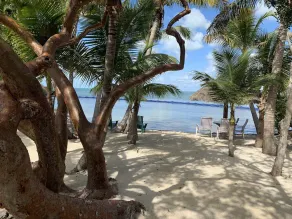 Privat ø, Offshore Florida Keys med sandstrand, haver, båd og dock. - Image 4