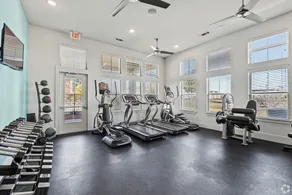Landing Apartments Austin - Lockhart - Image 2