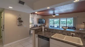 Mieten Sie das perfekte 2-Schlafzimmer-Stadthaus am Charlotte Harbor, Charlotte County Stadthaus 1008 - Image 2