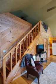 Cozy Cedar Lodge surrounded by Ozark National Forest with great views! - Image 2